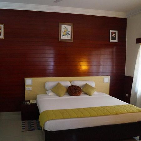 Hotel Badami Court מראה חיצוני תמונה