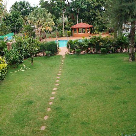 Hotel Badami Court מראה חיצוני תמונה
