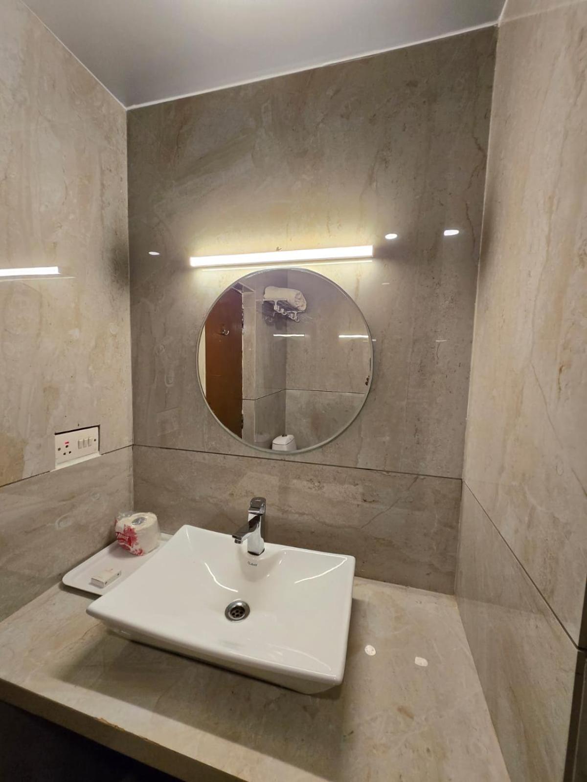 Hotel Badami Court מראה חיצוני תמונה
