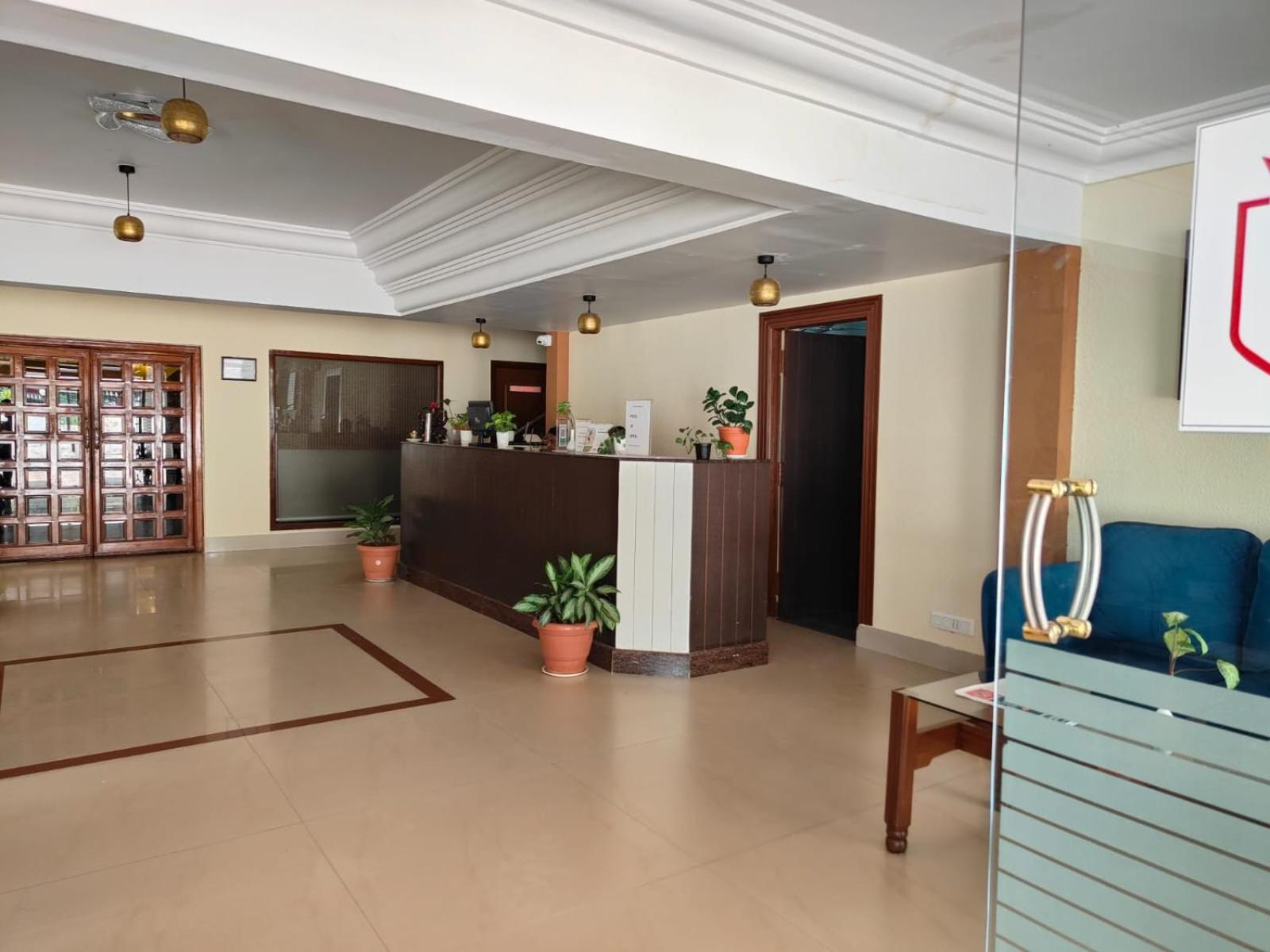 Hotel Badami Court מראה חיצוני תמונה