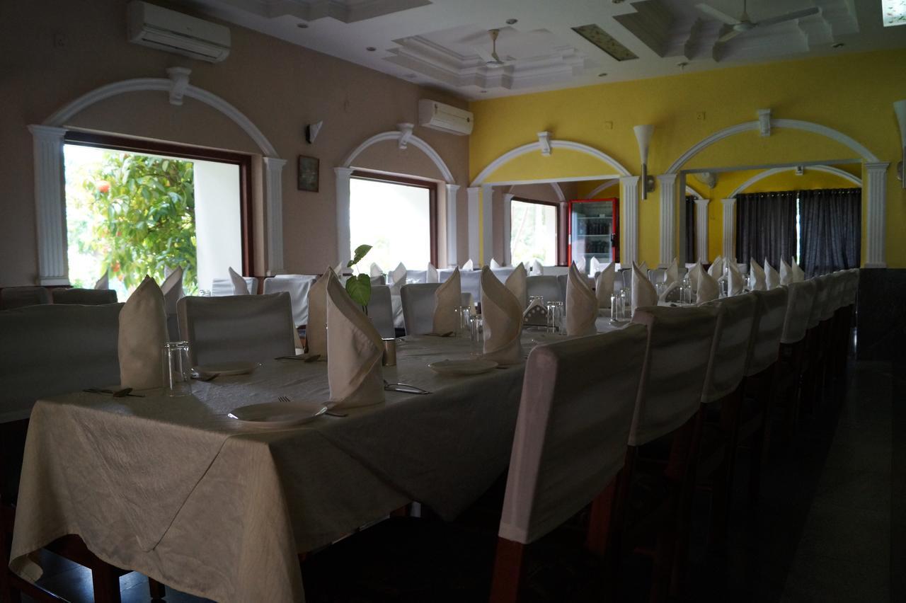 Hotel Badami Court מראה חיצוני תמונה