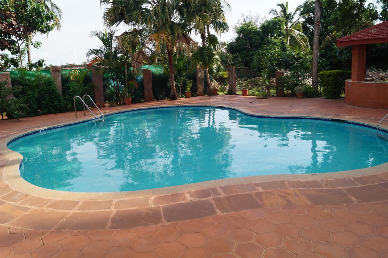 Hotel Badami Court מראה חיצוני תמונה